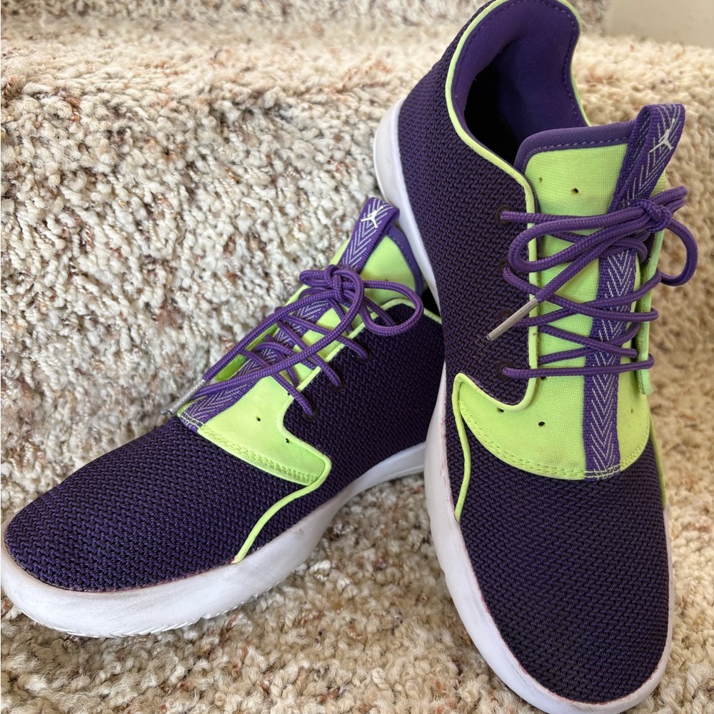 Jordan Eclipse - image 1